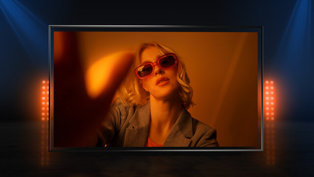 Volumetric Lights 14 &ndash; Cinematic Volumetric Lighting Effects, Atmospheric Light Beams, Glowing God Rays and Realistic Light Shafts for Professional Video Editing