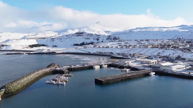 &Oacute;lafsv&iacute;k (Iceland) | Drone