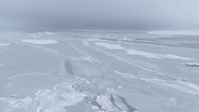 J&ouml;kuls&aacute;rl&oacute;n (Iceland) | Drone