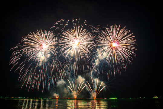 Countdown to new year 2027 gold party time event. Happy new year 2026, 4th of july holiday festival celebration night. Golden Firework Countdown to new year 2027 party time event anniversary