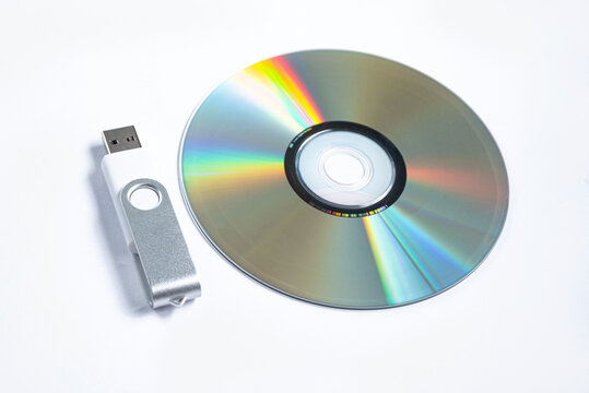 Digital storage devices comparison