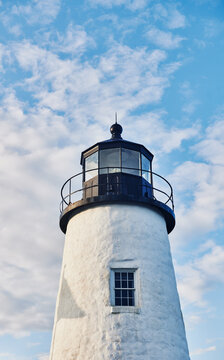 Pemaquid Point Lighthouse Park (built 1827), Bristol, Maine, New England