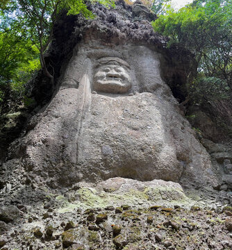 熊野磨崖仏の不動明王像