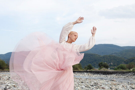 Dance in pink