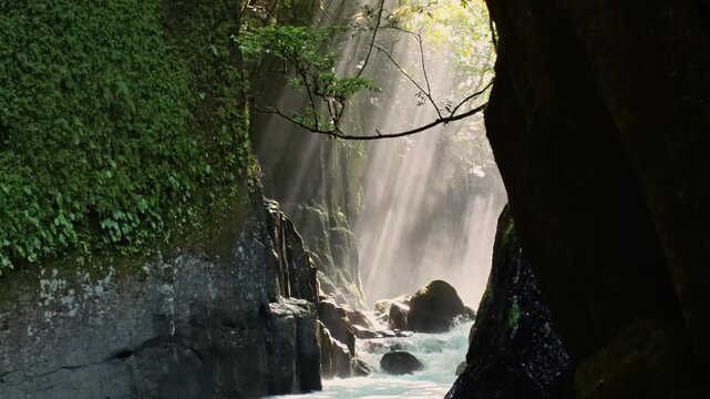 夏の菊池渓谷　逢ぞめの滝