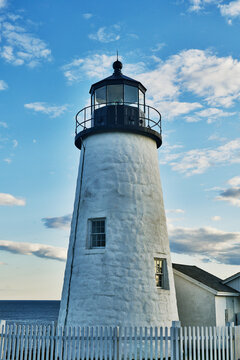 Pemaquid Point Lighthouse Park (built 1827), Bristol, Maine, New England