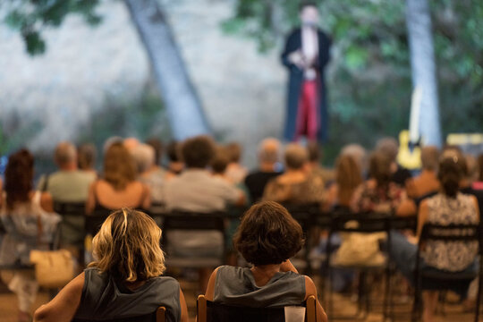 Sum Vermis, recital about Jacint Verdaguer, Centaure Produccions, Jard&iacute; de la Casa Lloren&ccedil; Villalonga, Binissalem, Mallorca, Balearic Islands, Spain