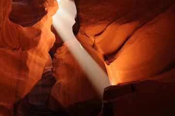 Antelope Canyon Arizona © Paul Moore