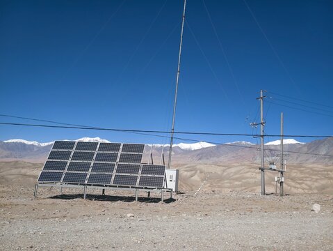 solar photovoltaic panel array in high altitude wilderness