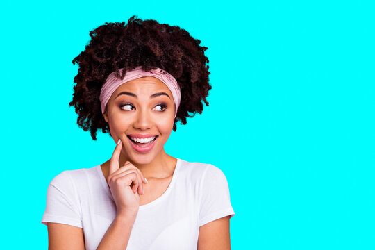 Close up photo beautiful funky she her dark skin lady hold touch hand arm chin cheekbone wondered cunning tricky look empty space wear head scarf casual white t-shirt isolated pink bright background