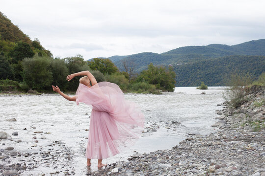 Performance at the river