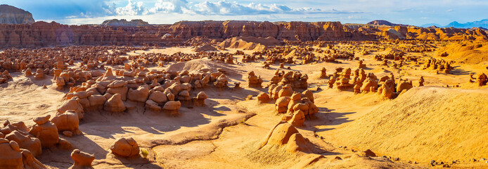 Goblin Overlook panorama across eroded sandstone hoodoos valley basin © PhotoSpirit