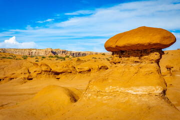 Mushroom shaped sandstone hoodoo pinnacles in Goblin Valley © PhotoSpirit
