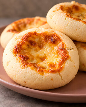 Paraguayan four-cheese chipa with a golden cheese filling