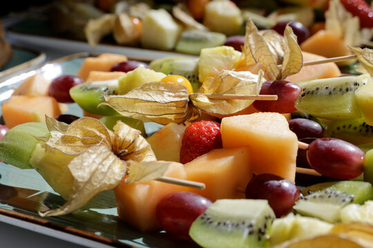 Obstspie&szlig;e als Dessert bei einem Buffet