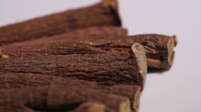 Licorice Root Licorice Stick Glycyrrhiza Korean Herbal Medicine Traditional Medicine Ingredient Korea 감초 감초통뿌리 통감초 한약재 한약재료 약초 한방 한의학 전통의학 한국