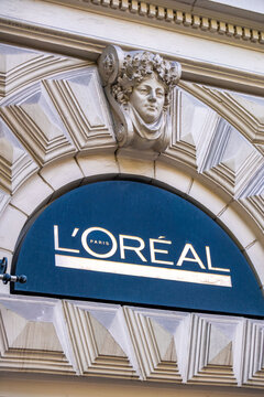 L'Oreal Paris cosmetics brand signage, Budapest beauty retail storefront, French makeup innovation, skincare essentials, hair coloring products, personal care marketing, beauty identity Hungary