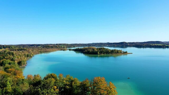 Aerial view, flight at W&ouml;rth lake with the W&ouml;rth island or Mausinsel, Stranberg district, Bachern, Bavaria, Germany
