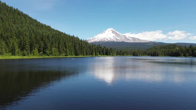 Surface of Trillium Lake - Oregon