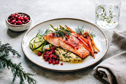 Plat traditionnel norv&eacute;gien avec saumon