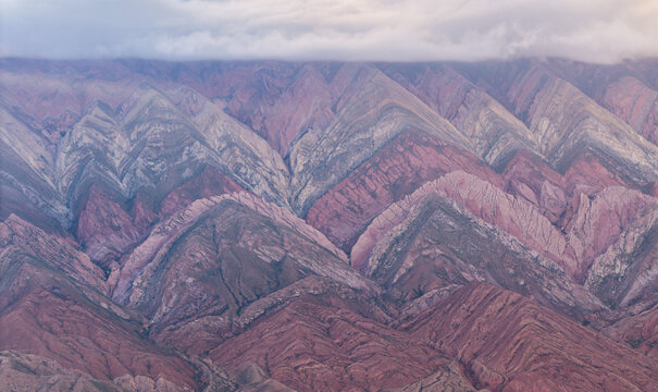 Hornocal Mountain Ridges