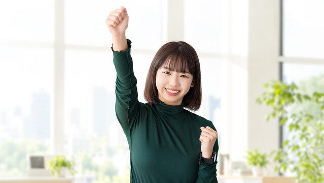 頑張る女性・ビジネスウーマン