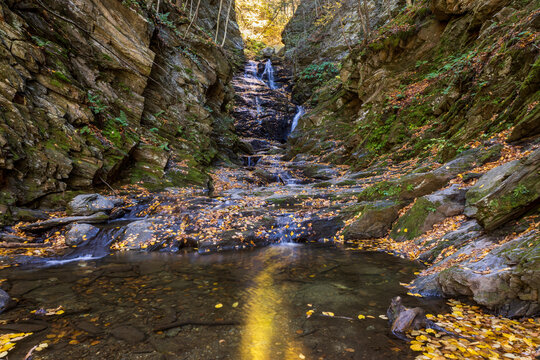 The Cascades waterfall in autumn