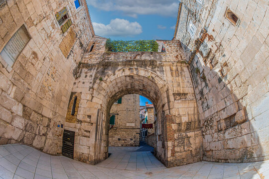 Golden Gate, the main northern entrance to Diocletian&rsquo;s Palace in Split, Croatia. Historic Roman gateway and UNESCO landmark once used by Emperor Diocletian to enter the palace.