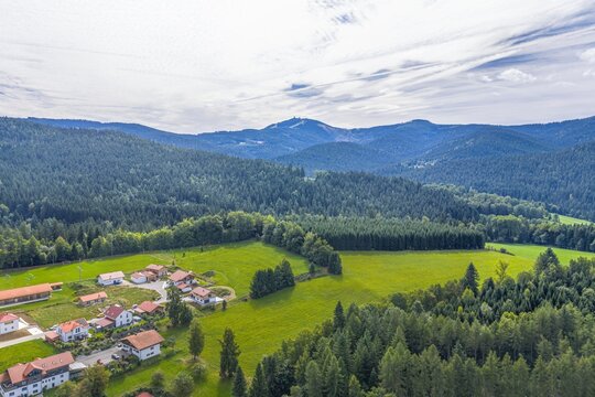 Blick auf den Lamer Winkel in der Arber-Region rund um Lohberg am Gro&szlig;en Osser