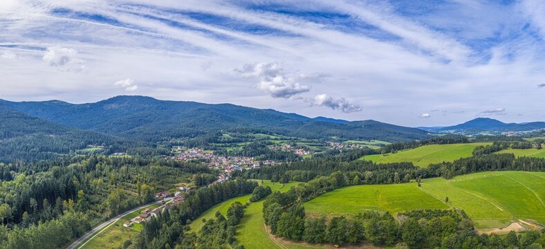 Blick auf den Lamer Winkel in der Arber-Region rund um Lohberg am Gro&szlig;en Osser