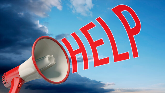 Megafon mit dem Wort HELP vor Himmel