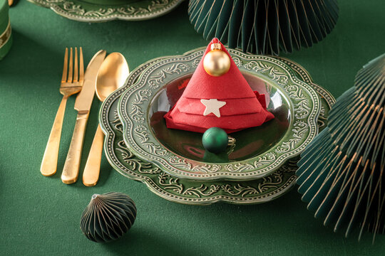 Green Christmas Table Setting with Red Napkin Tree